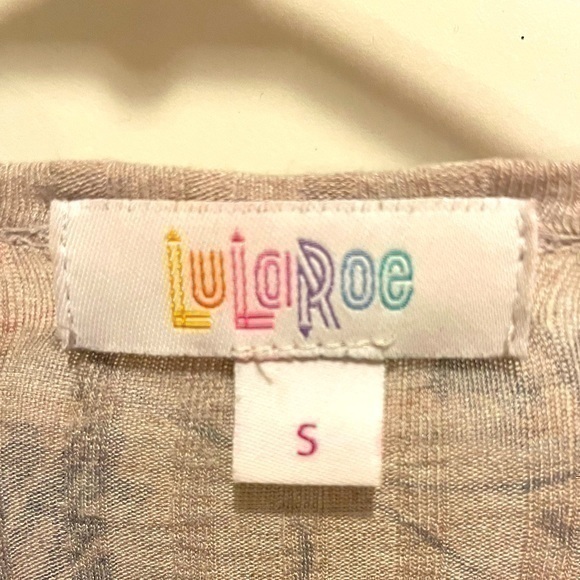 LuLaRoe Sarah Cardigan - Picture 4 of 5